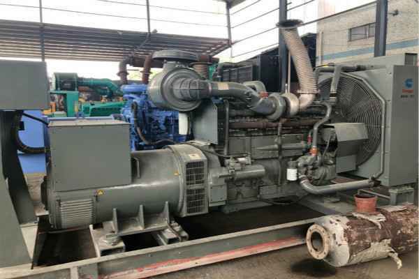 广州启航现代物流服务有限公司讲述：柴油发电机组怎么接电